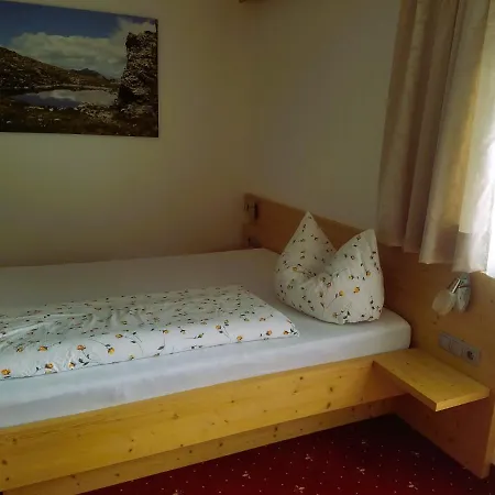 Haus Maria Bed & Breakfast 3*