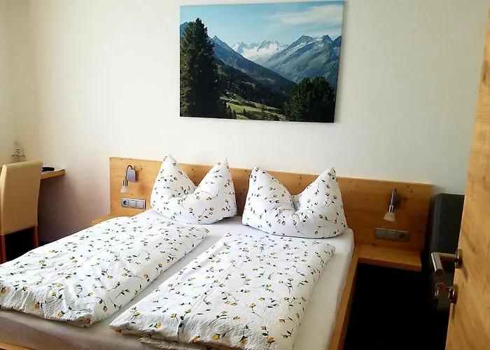 Haus Maria Bed & Breakfast 3*
